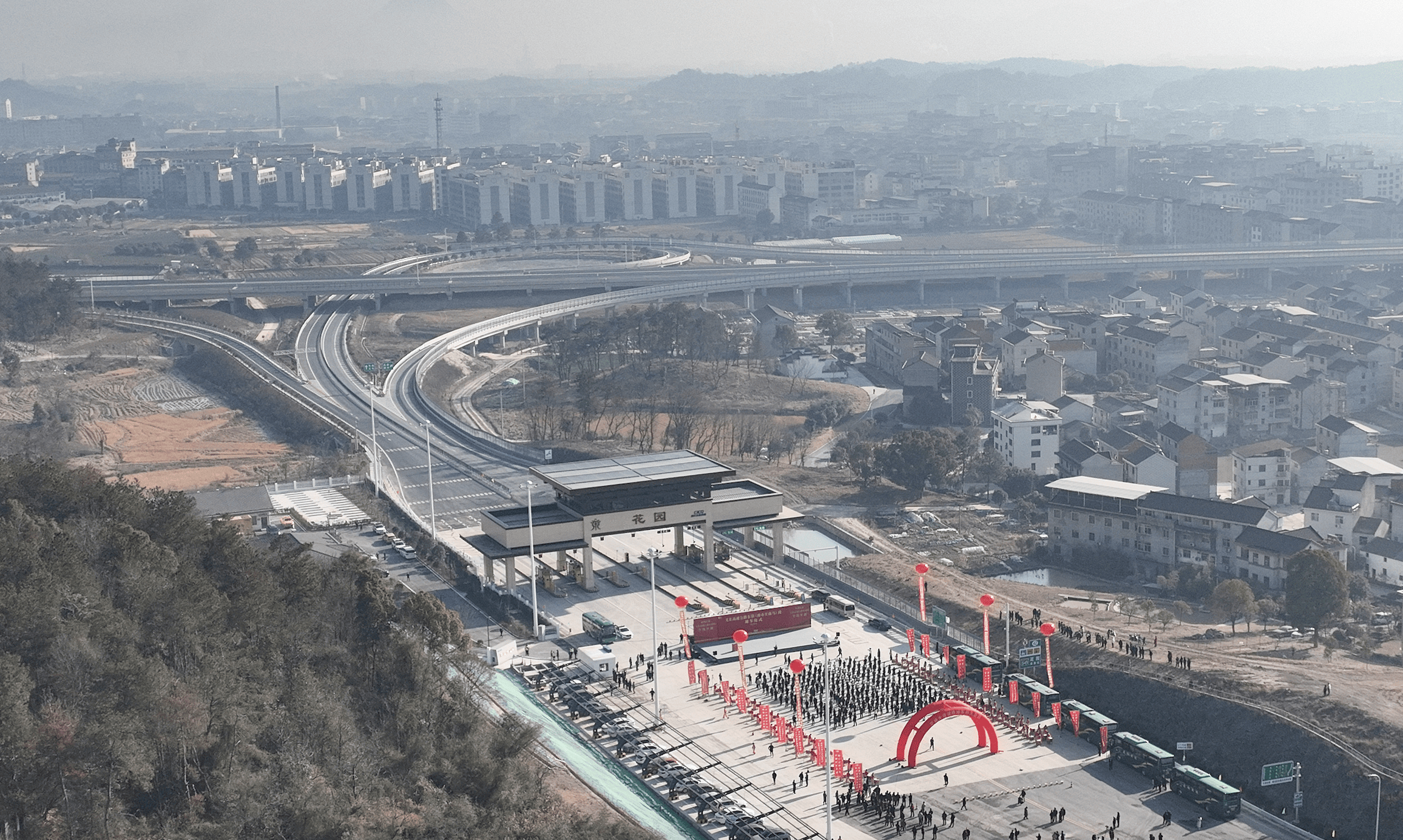 财政部部长蓝佛安谈政府债务:负债率处于合理区间,风险安全可控